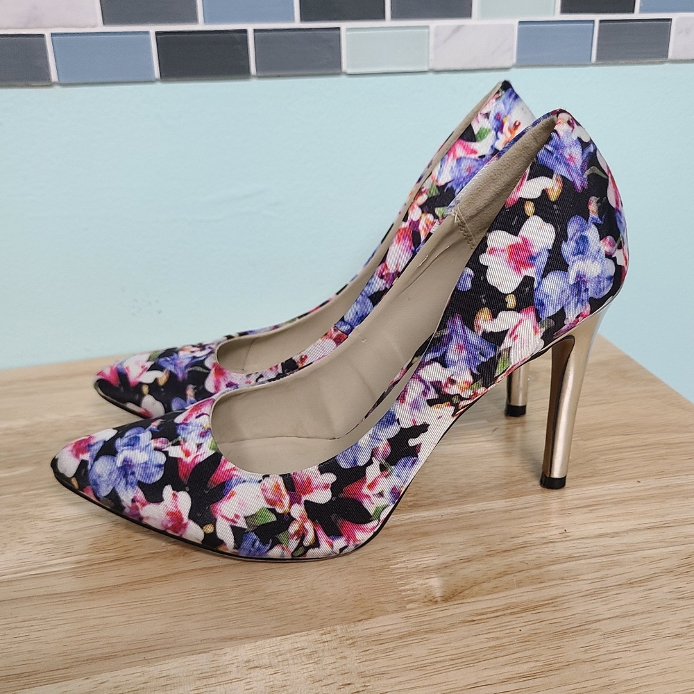 APT9 Pumps - Picture 2 of 9